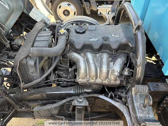 Mitsubishi Fuso Canter 1997 thumbnail 38