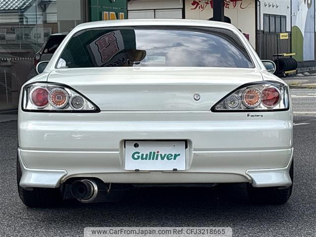 Nissan Silvia 2000 thumbnail 3