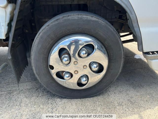 Isuzu Elf Truck 2001 thumbnail 35