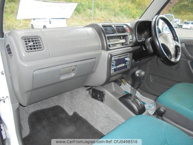 Suzuki Jimny 2001 thumbnail 22