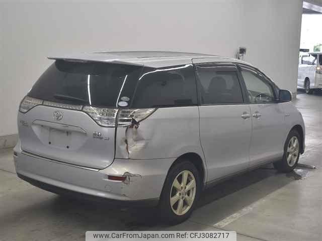 Toyota Estima Hybrid thumbnail 6