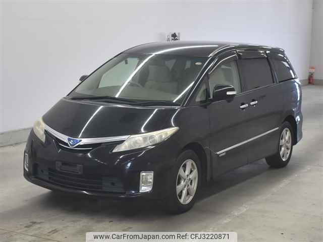 Toyota Estima Hybrid thumbnail 5