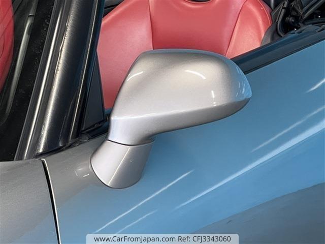 Honda S2000 1999 thumbnail 21