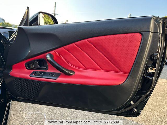 Honda S2000 2000 thumbnail 38