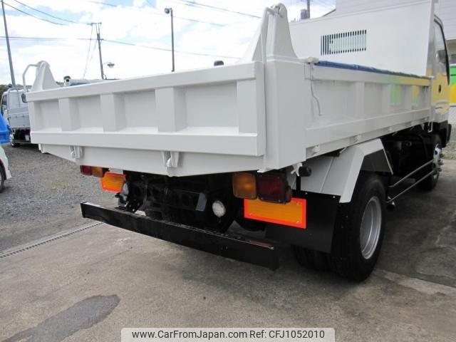 Isuzu Forward 2000 thumbnail 9