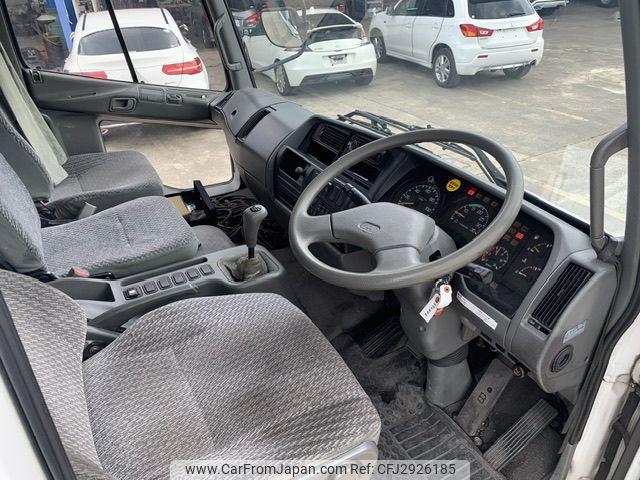 Mitsubishi Fuso Fighter 1996 thumbnail 25