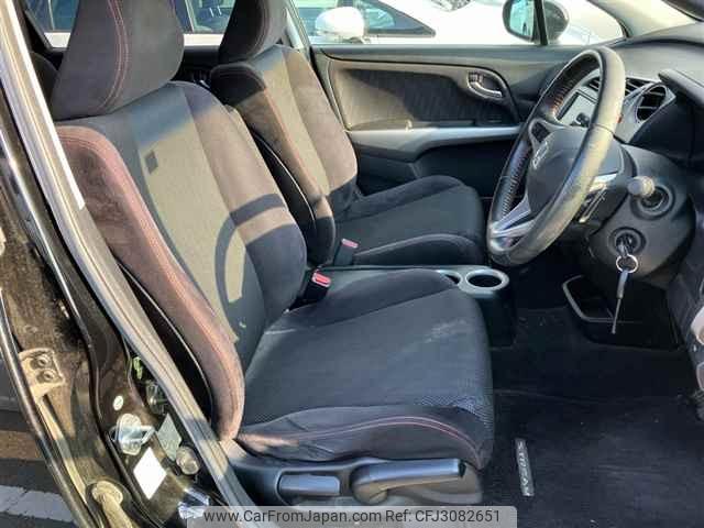 Honda Stream thumbnail 8