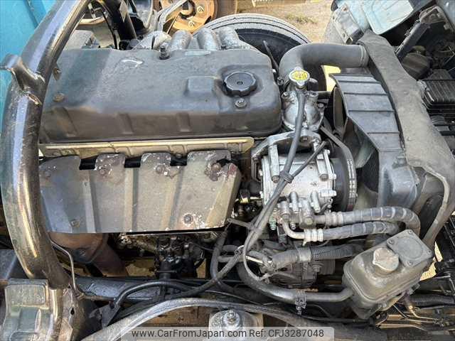 Mitsubishi Fuso Canter 1997 thumbnail 37