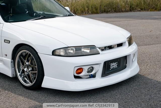 Nissan Skyline Coupe 1996 thumbnail 8