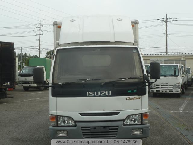 Isuzu Elf Truck 2001 thumbnail 4