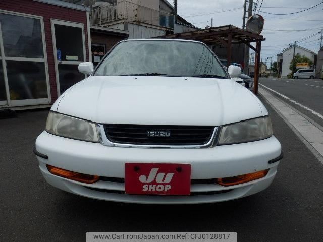 Isuzu Gemini 2000 thumbnail 6