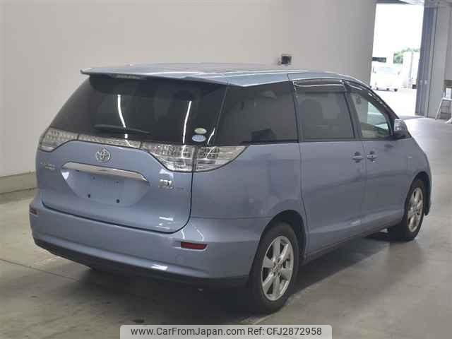 Toyota Estima Hybrid thumbnail 6