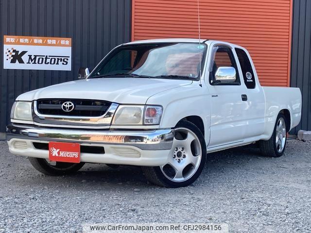 Toyota Hilux Sports Pick Up 2001