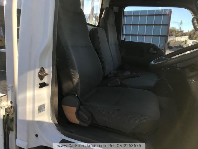 Isuzu Elf Truck 1996 thumbnail 26