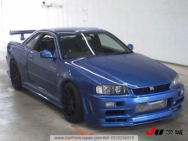 Nissan Skyline Coupe 2000
