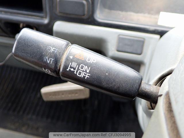 Mitsubishi Fuso Canter 1997 thumbnail 31