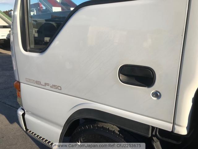 Isuzu Elf Truck 1996 thumbnail 4