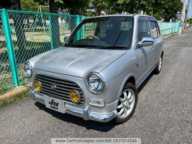 Daihatsu Mira Gino 2000