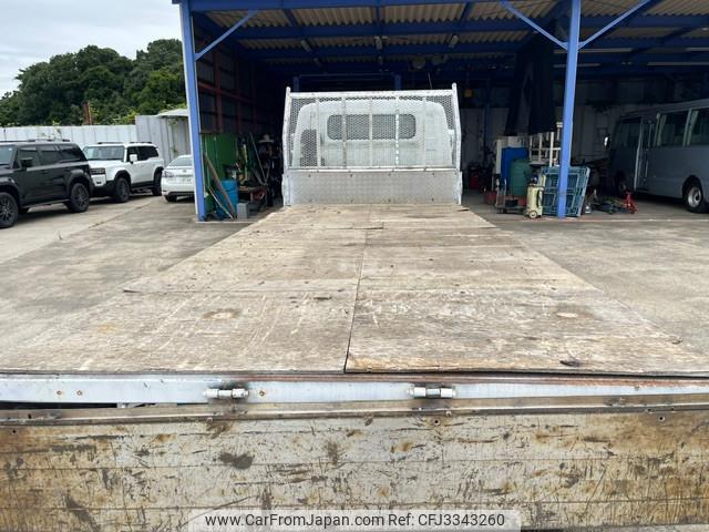 Mitsubishi Fuso Canter 1998 thumbnail 2