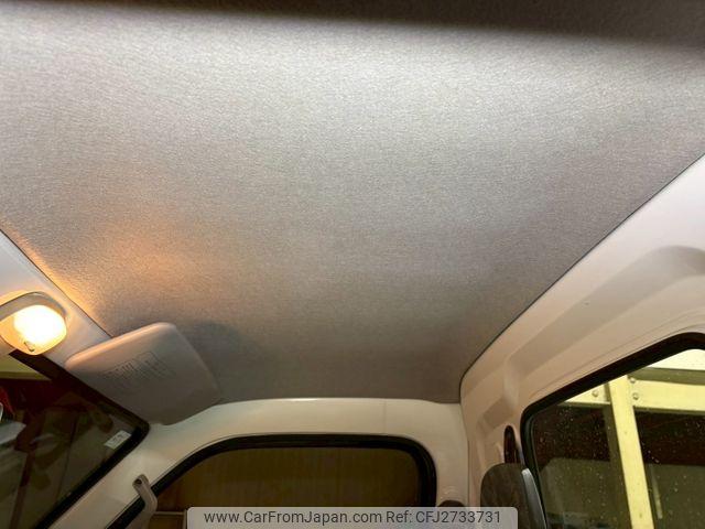Suzuki Carry Truck 2000 thumbnail 36