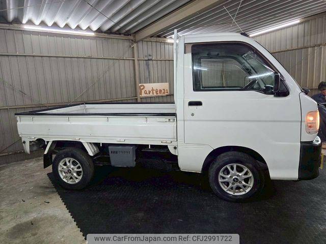Daihatsu Hijet Truck 1999 thumbnail 15