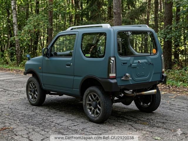 Suzuki Jimny 2001 thumbnail 2