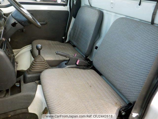 Daihatsu Hijet Truck 2000 thumbnail 7