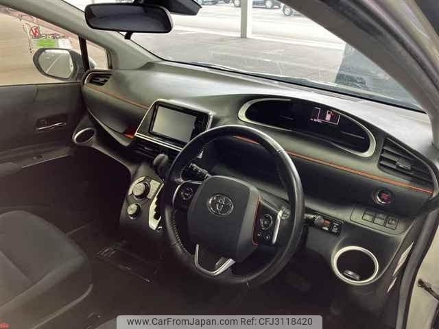 Toyota Sienta thumbnail 4