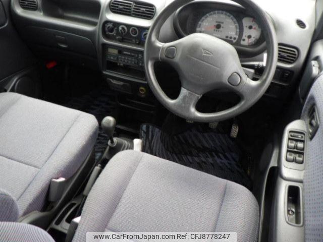 Daihatsu Move 2001 thumbnail 3