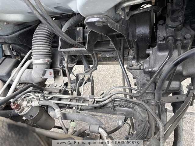 Mitsubishi Fuso Canter 2000 thumbnail 36