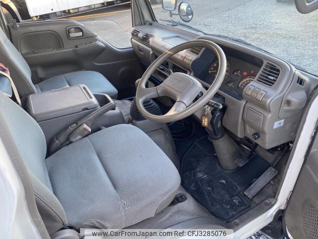 Isuzu Elf Truck 1994 thumbnail 3