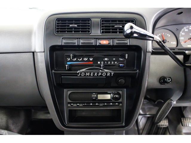 Nissan Datsun Truck 1997 thumbnail 56