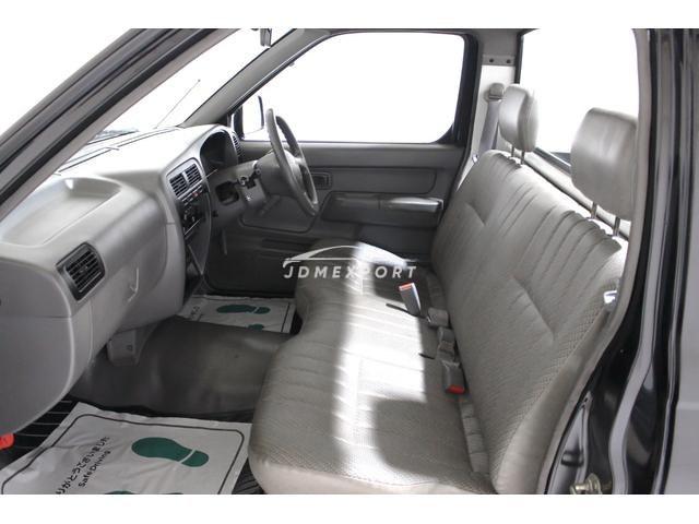 Nissan Datsun Truck 1997 thumbnail 5
