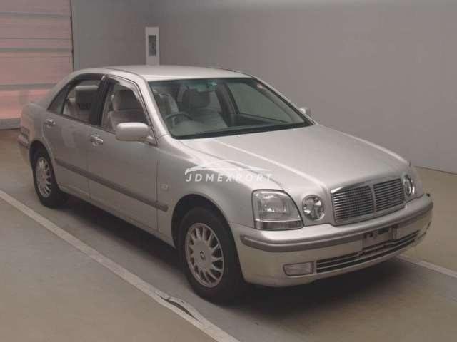 Toyota Progres 2001 thumbnail 5