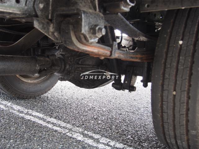 Isuzu Elf Truck 2001 thumbnail 34