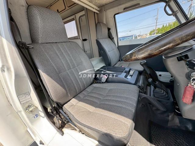 Mitsubishi Delica Truck 1993 thumbnail 11