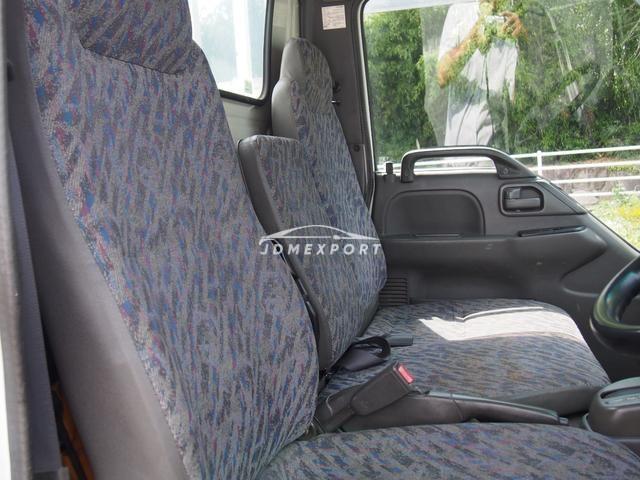 Isuzu Elf Truck 2001 thumbnail 25