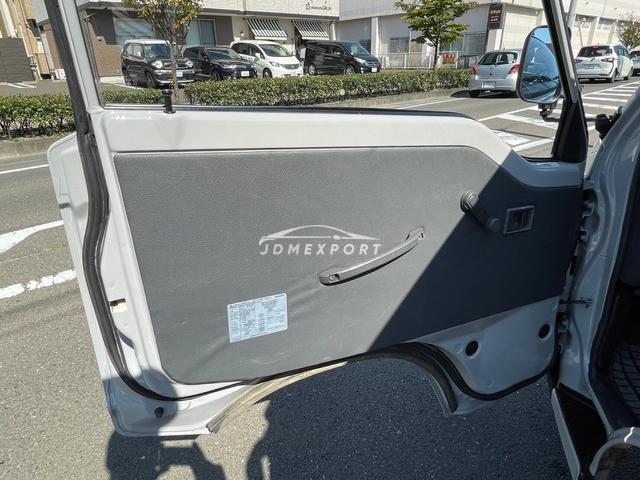 Mitsubishi Delica Truck 1997 thumbnail 18
