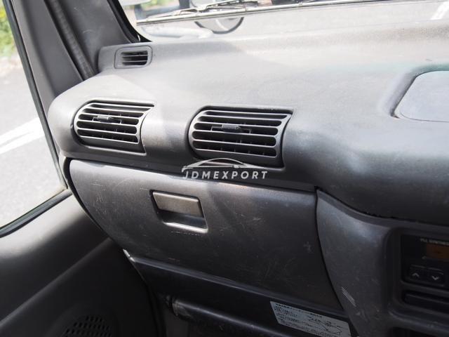 Isuzu Elf Truck 2001 thumbnail 23