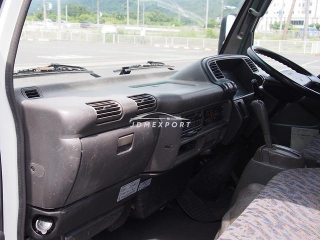 Isuzu Elf Truck 2001 thumbnail 26