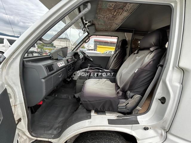 Mitsubishi Delica Truck 1995 thumbnail 13