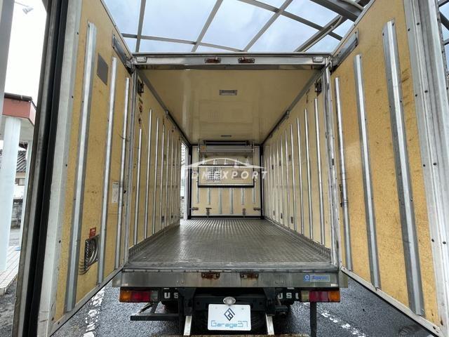 Mitsubishi Fuso Canter 1998 thumbnail 26