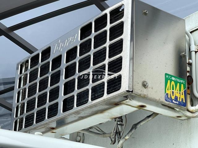 Mitsubishi Fuso Canter 1998 thumbnail 35