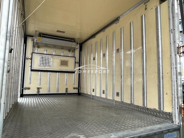 Mitsubishi Fuso Canter 1998 thumbnail 31