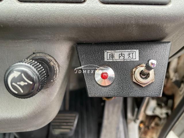 Mitsubishi Fuso Canter 1998 thumbnail 20