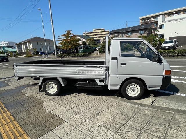 Mitsubishi Delica Truck 1997 thumbnail 5