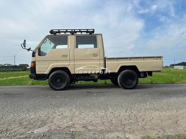 Toyota Hiace Truck 1989 thumbnail 3