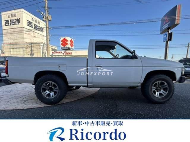 Nissan Datsun Truck 1990 thumbnail 5