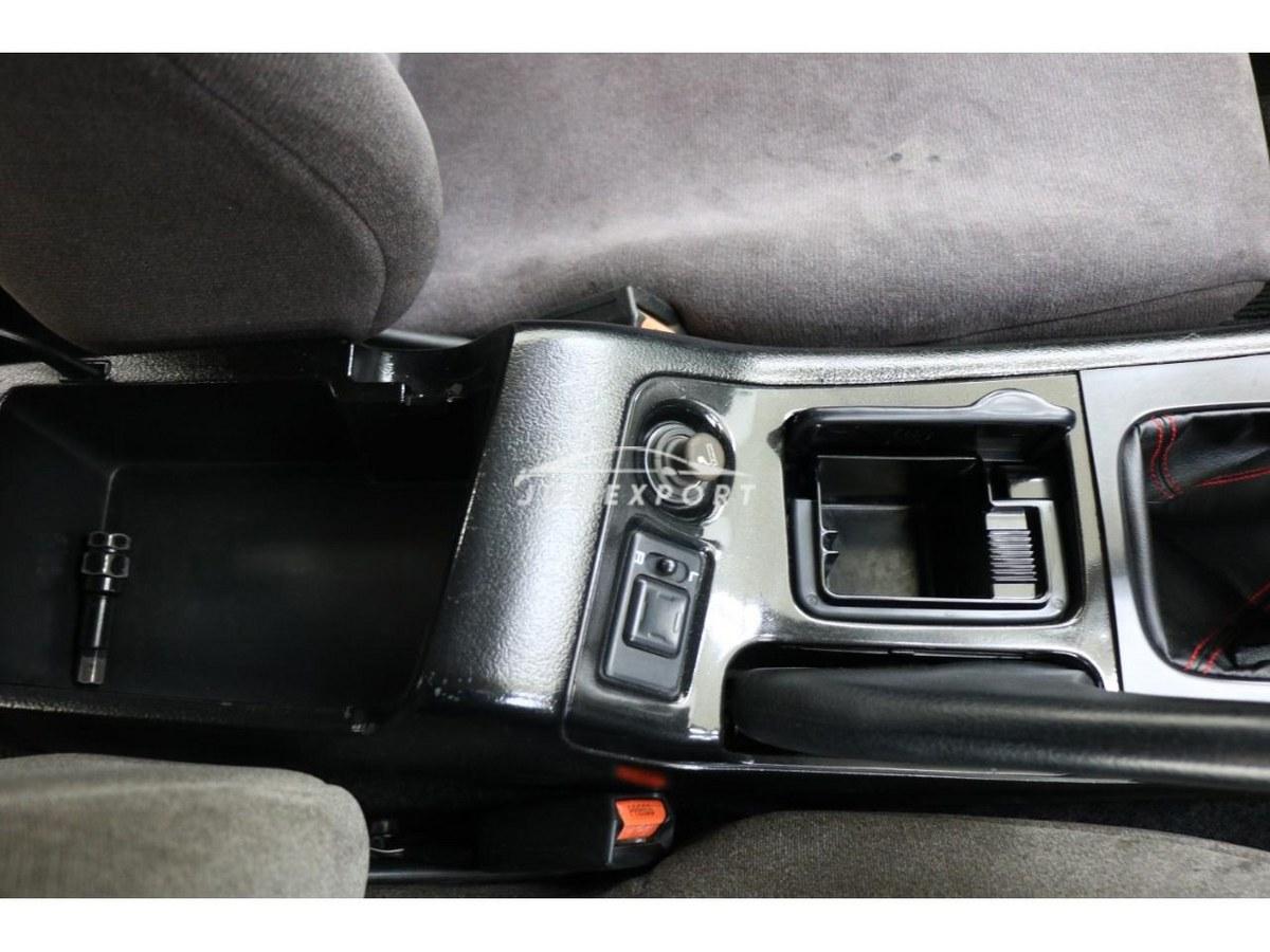 Nissan Silvia 1989 thumbnail 54