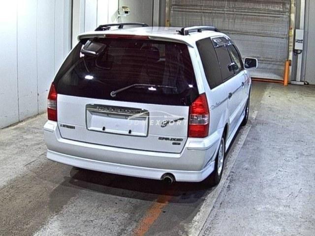 Mitsubishi Chariot Grandis 1999 thumbnail 6